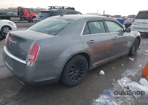 2012 Chrysler 300 из США, поврежденный, VIN 2C3CCAAG4CH115775